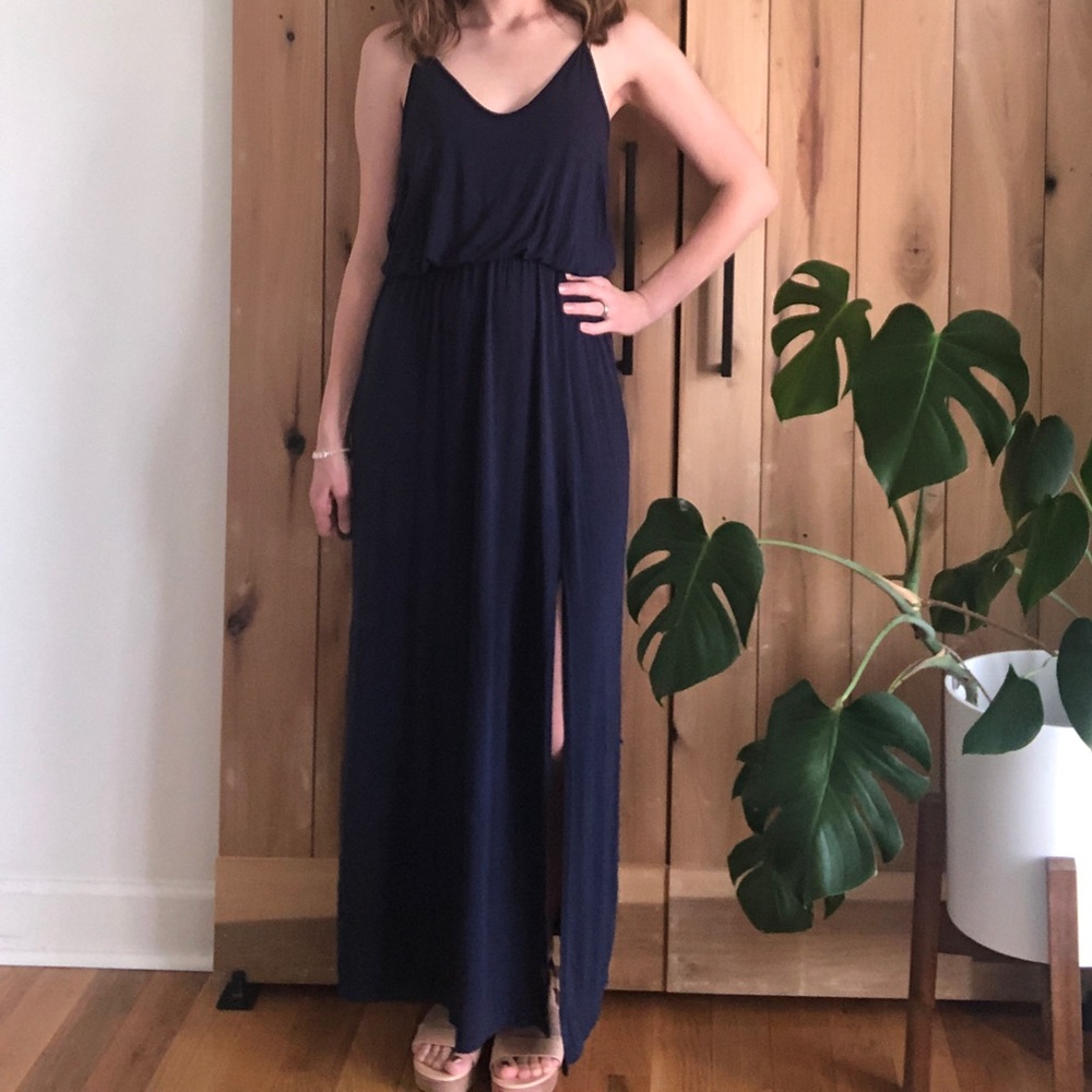 🌱 2/$25 🌱 Rolla Coster Navy Sundress with Slit
